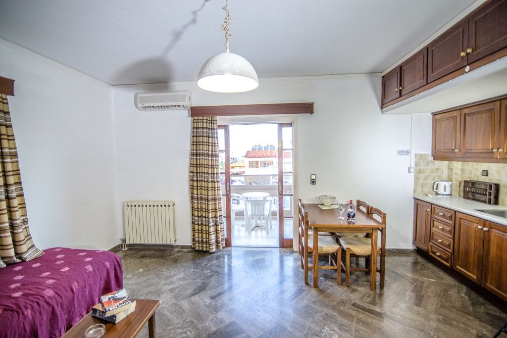 Elpida Aparthotel 구베스 외부 사진